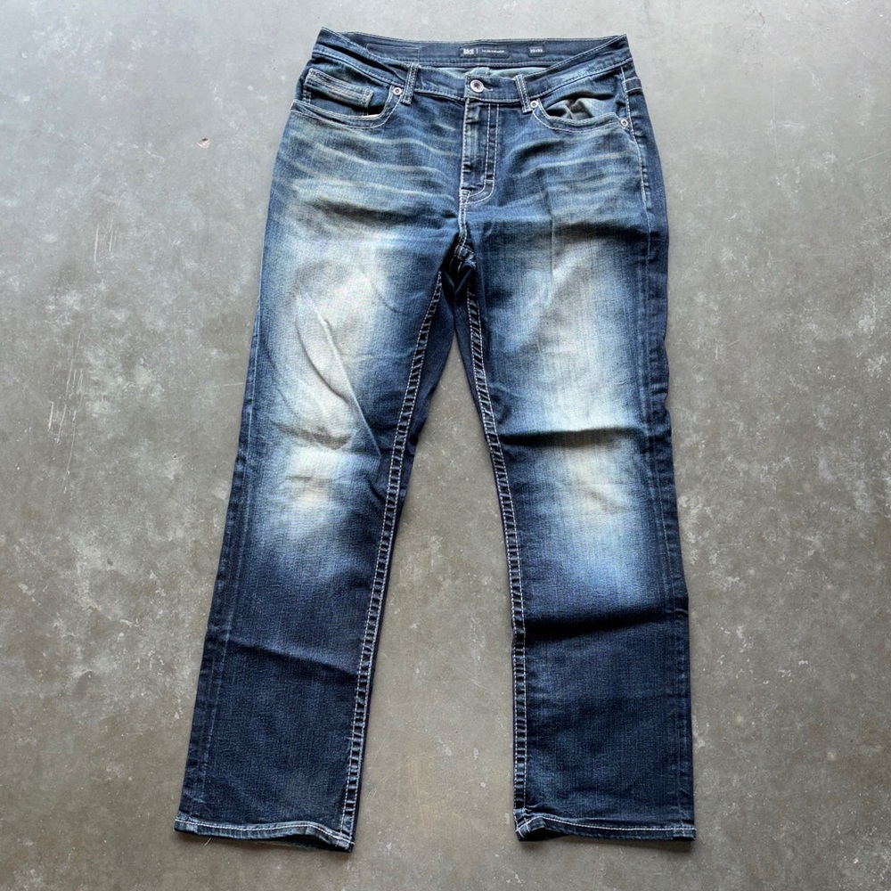 BKE Men’s Size 32 X 32 Tyler Straight Cotton Blend Denim Medium Wash Blue Jeans